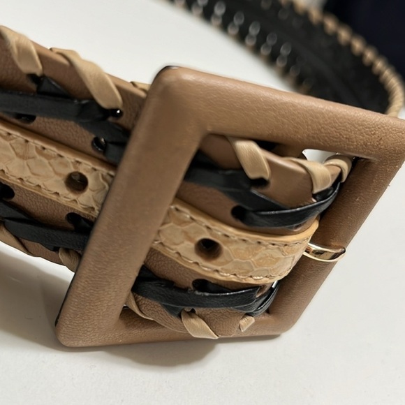 NWT Cabi Tread Belt - Picture 4 of 7